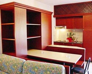Residenza Dei Cavalleggeri Сан Винченцо Екстериор снимка